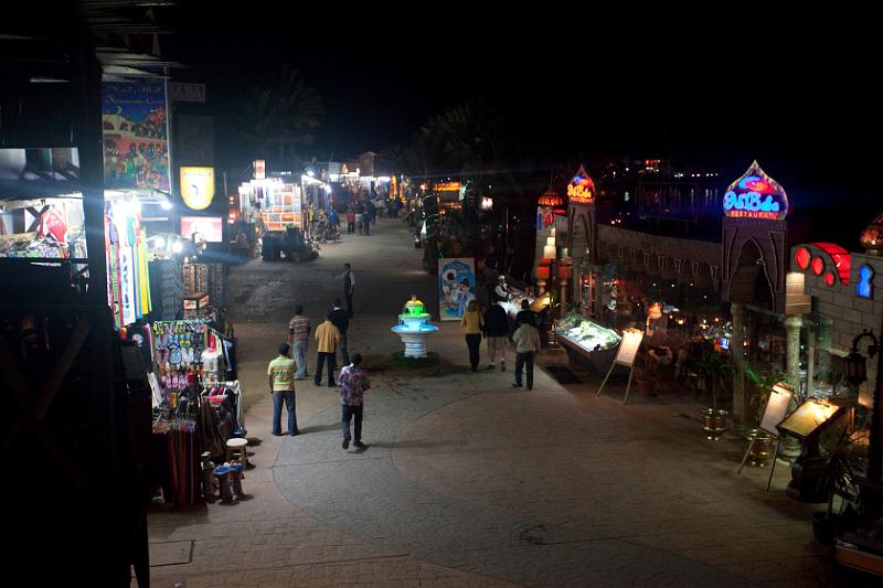 Dahab selectie 2010_01_08 22h33m.jpg - The boulevard